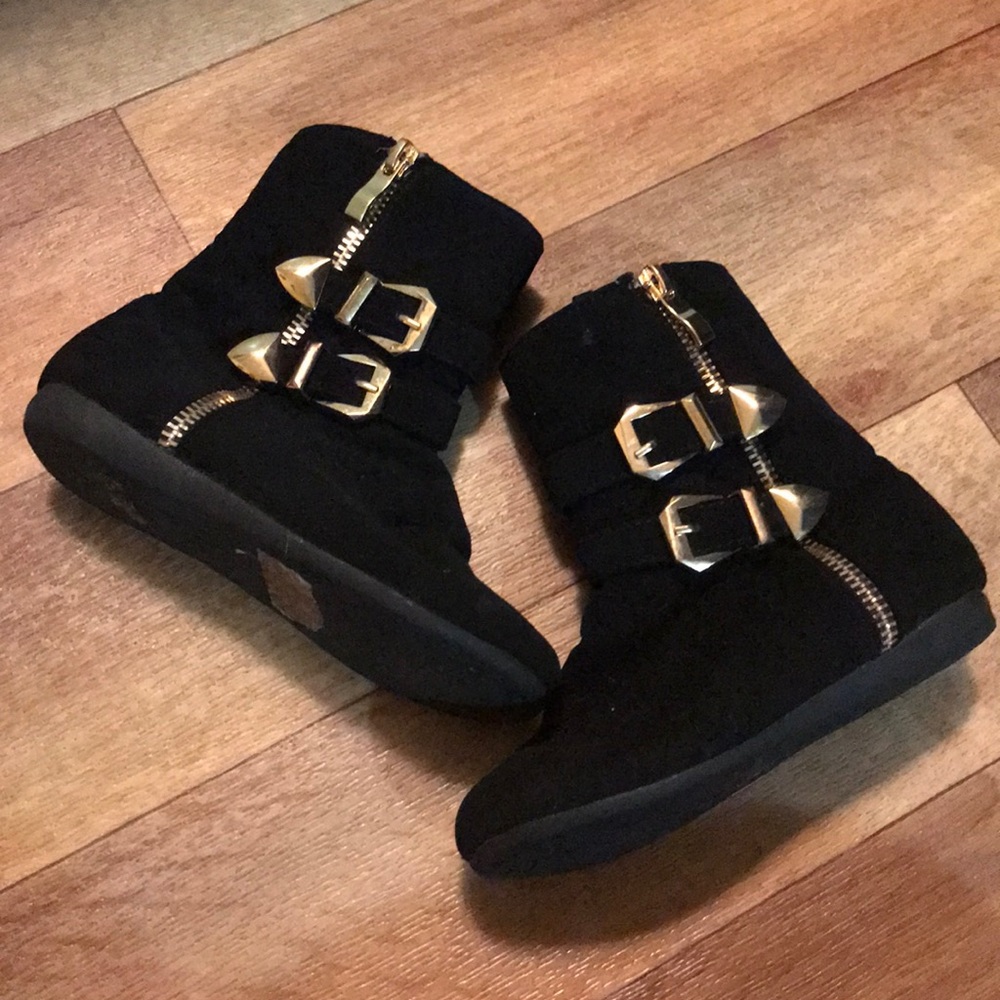 Black girl boots